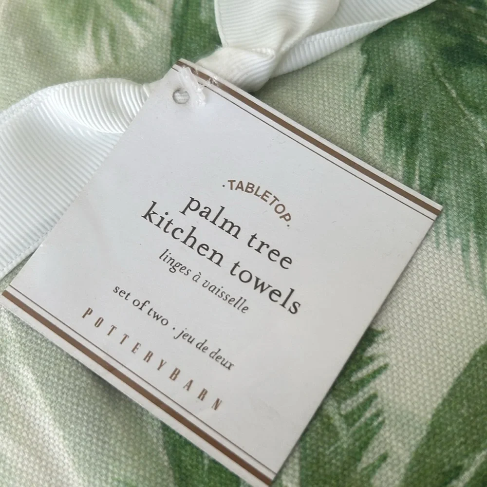 Pottery Barn vintage palm tree kitchen towels set/2